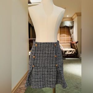 Chic Tweed Button-Front Skirt - Black and White